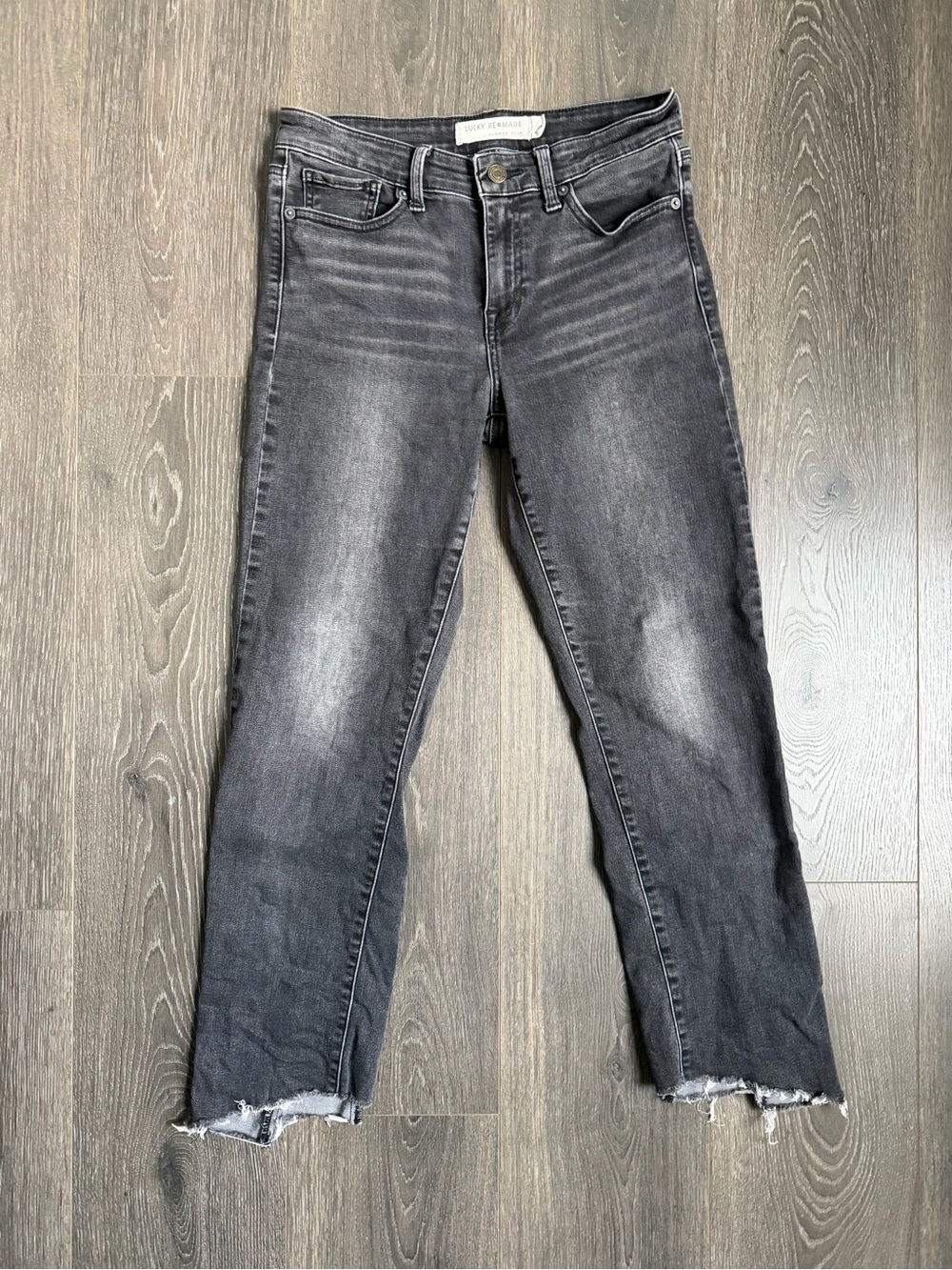 Lucky Brand Re:Made High-Rise Straight Jeans in Washed Charcoal Raw Hem Size6/28 - Picture 2 of 9